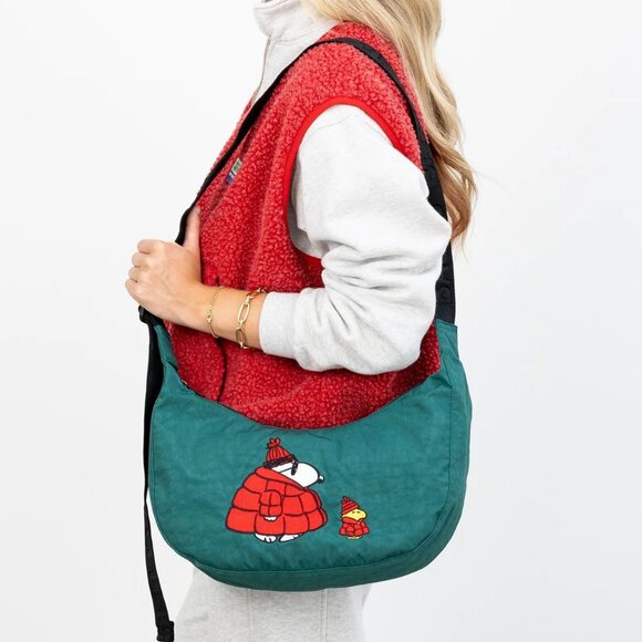 BAGGU x Peanuts NWT Medium Crescent Bag - Snoopy & Woodstock (Cypress) - Picture 8 of 13